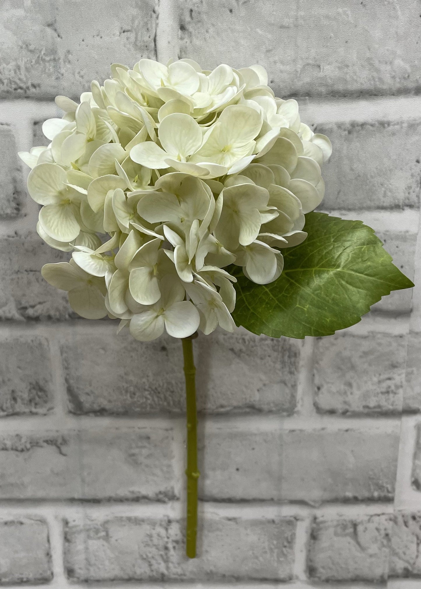 FRESH TOUCH HYDRANGEA STEM 12"