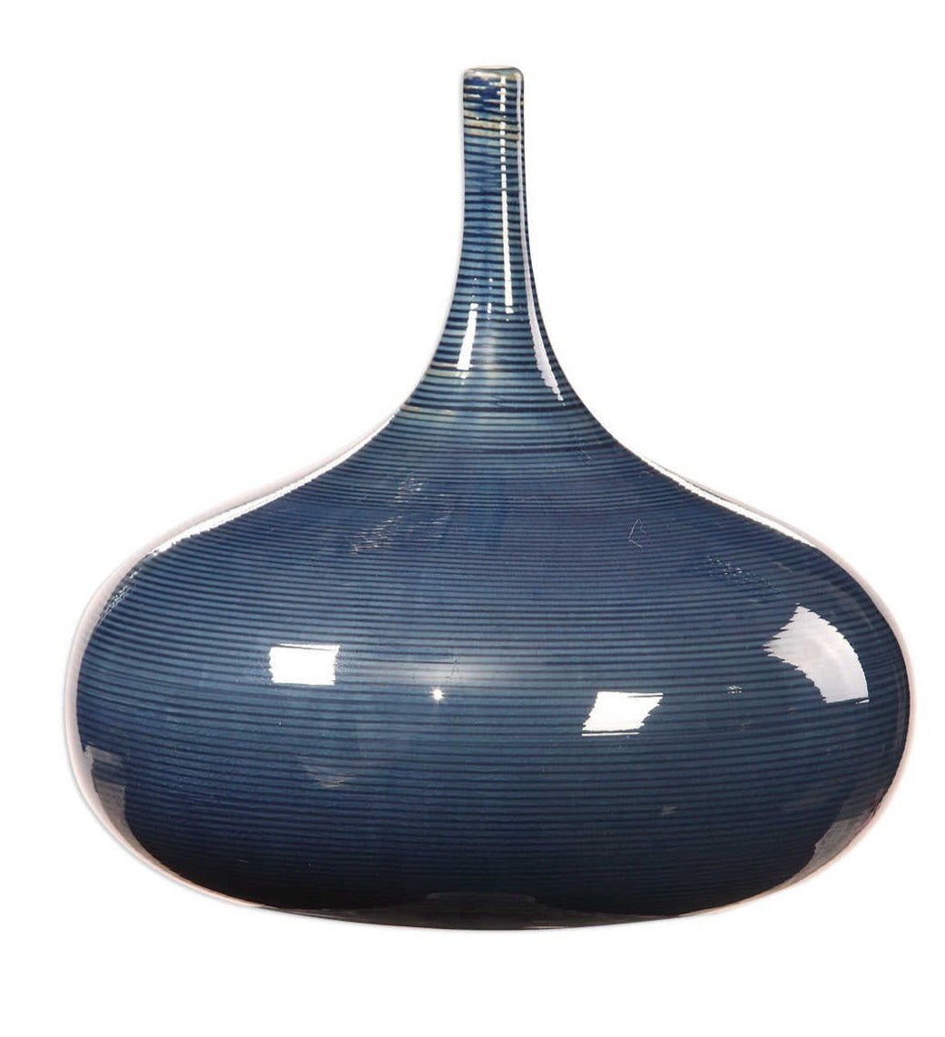 ZAYNE VASES