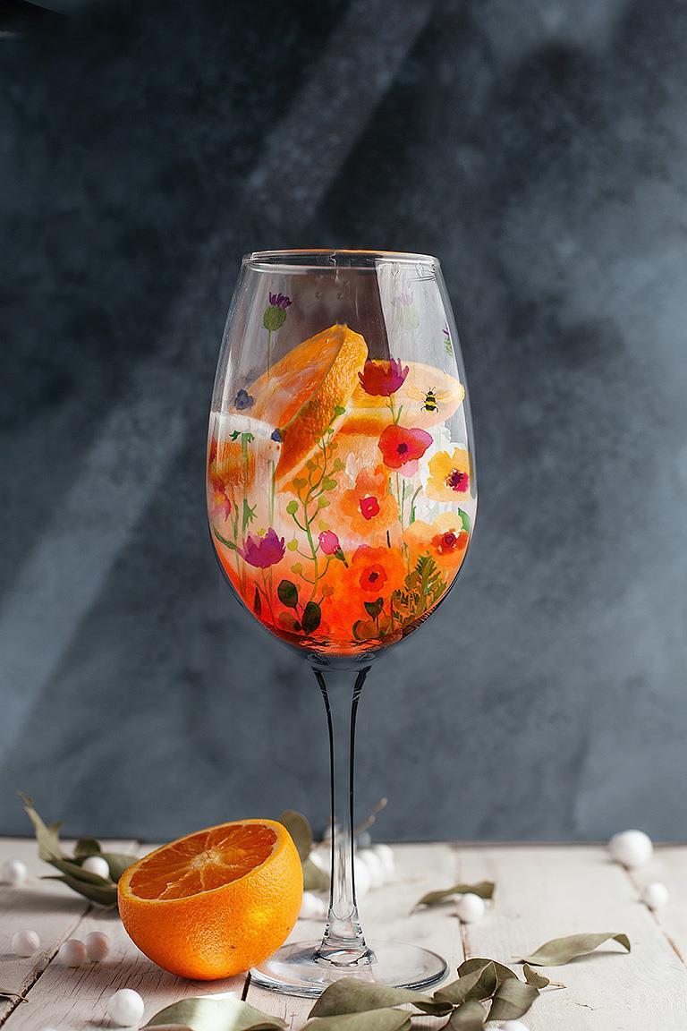 BEE GARDEN WINE GLASS