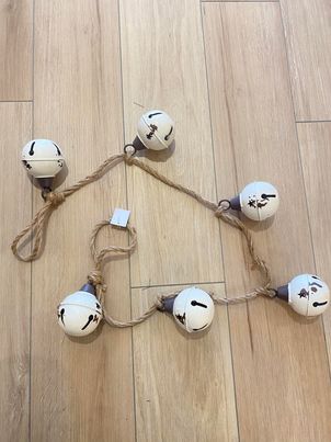 ANTIQUE JINGLE BELL GARLAND