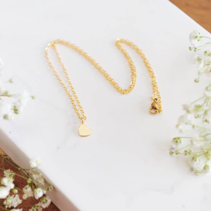 ADDIE DANGLE HEART NECKLACE