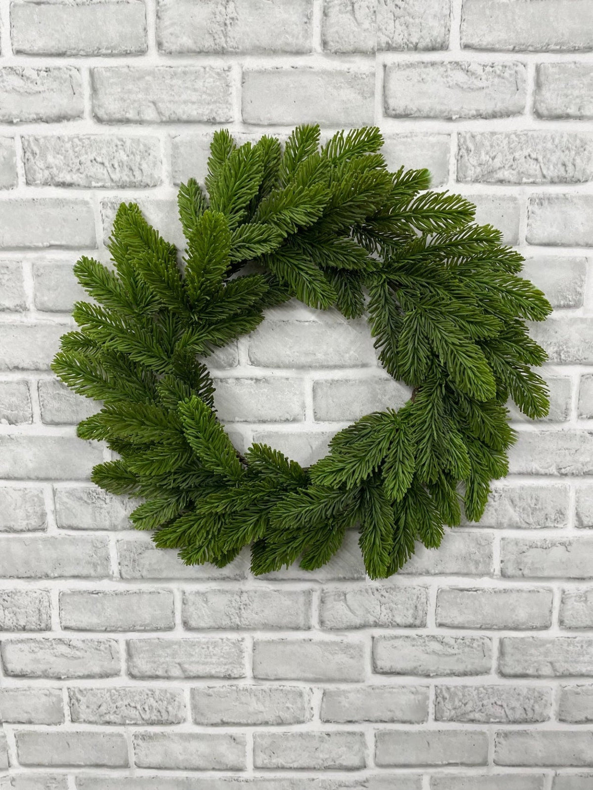 FRESH TOUCH NOBLE FIR CANDLE WREATH