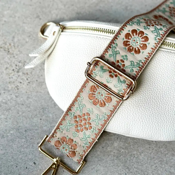 SUBTLE PURSE STRAP