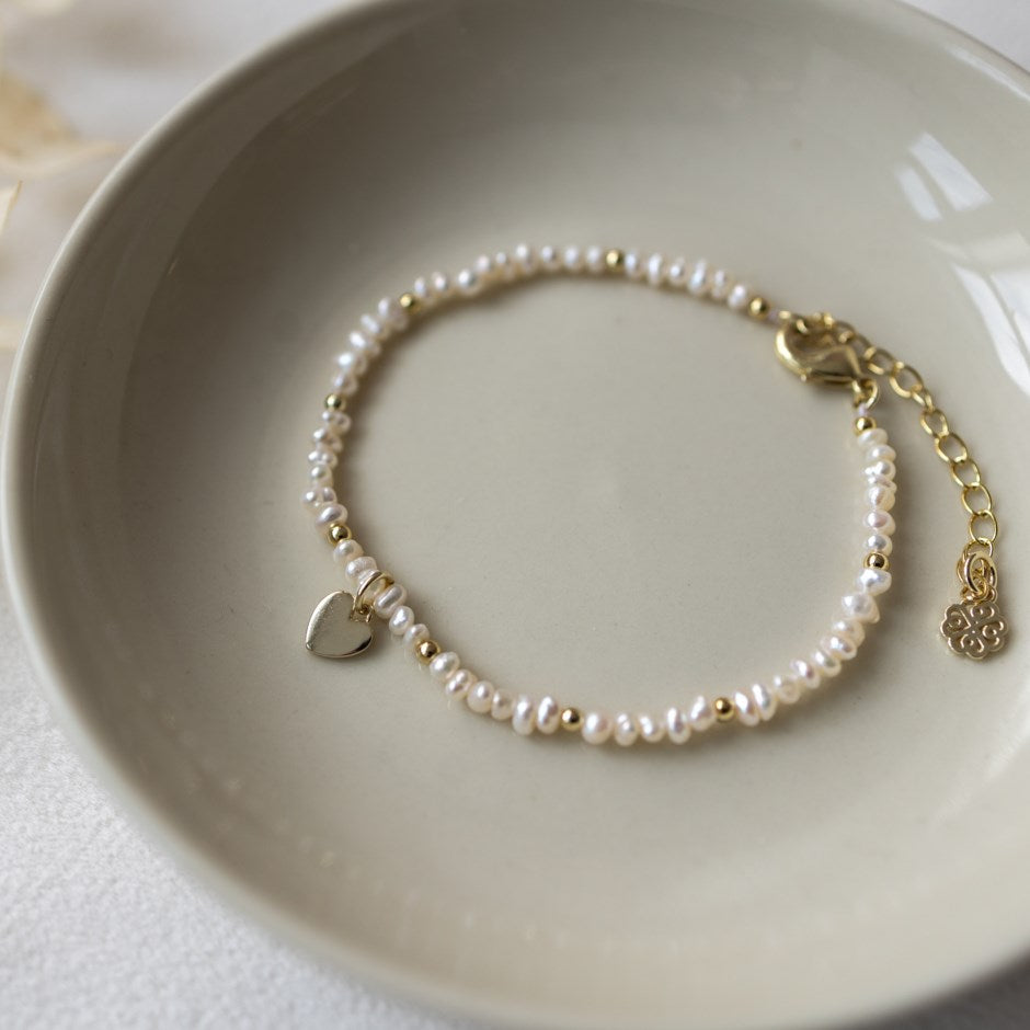 AMADO WHITE PEARL BRACELET