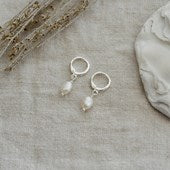 WHITE PEARL BITSY HOOPS