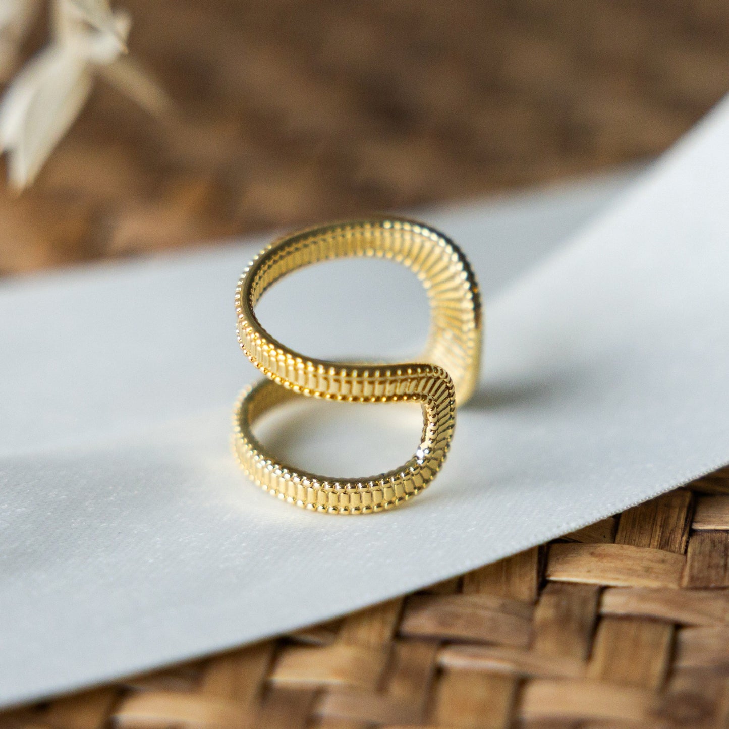 GOLD CONTOUR RING
