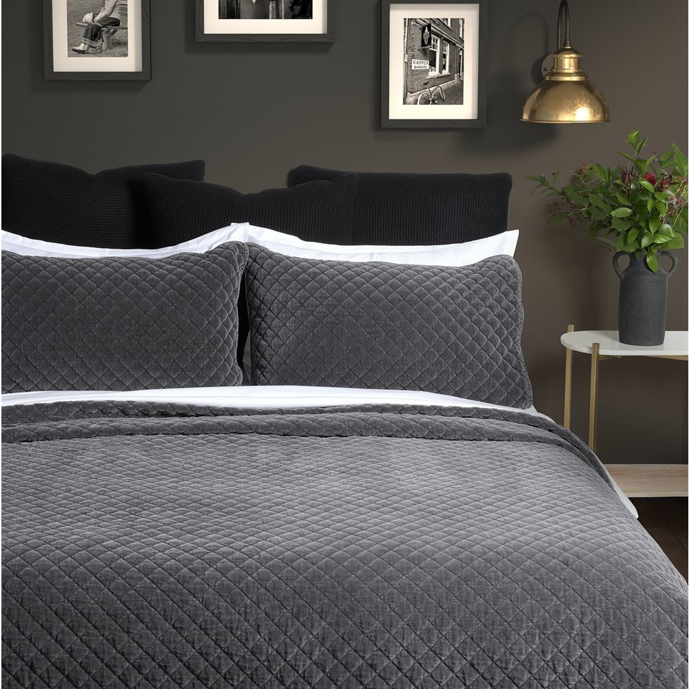 GREY VELVET QUILT