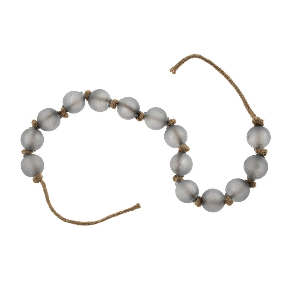 FROSTED GREY GLASS BEAD