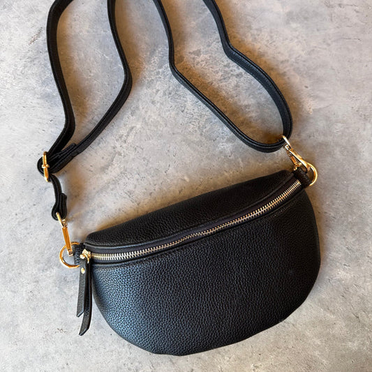 BLACK CROSSBODY BAG - VEGAN LEATHER