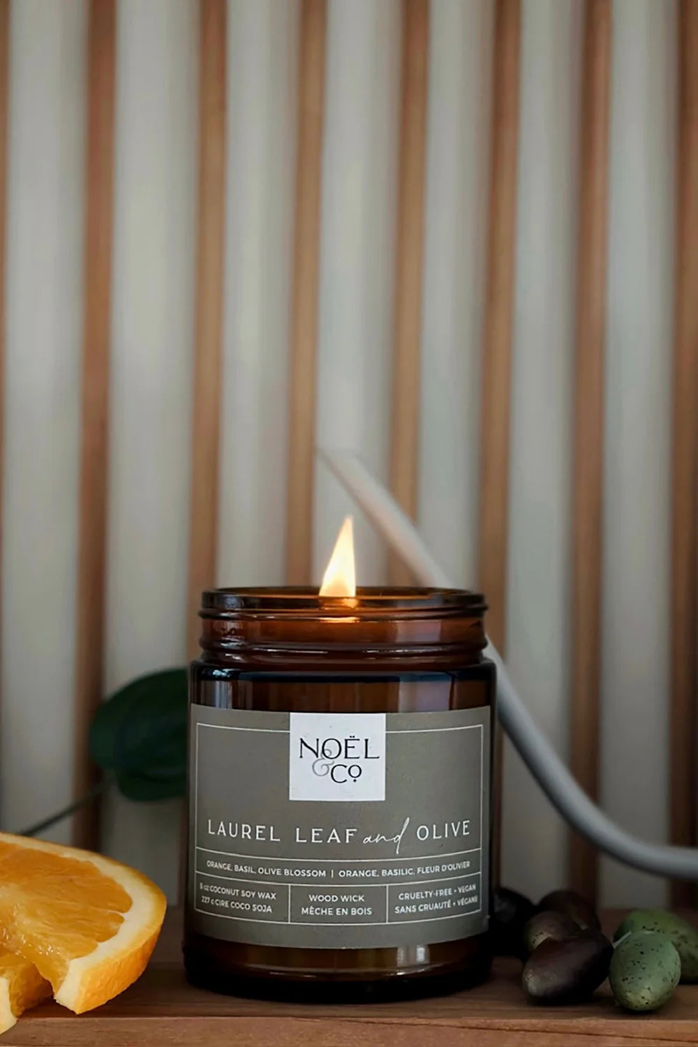LAUREL LEAF & OLIVE 8OZ CANDLE
