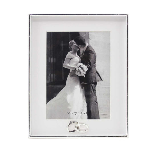 SILVER RINGS WEDDING FRAME