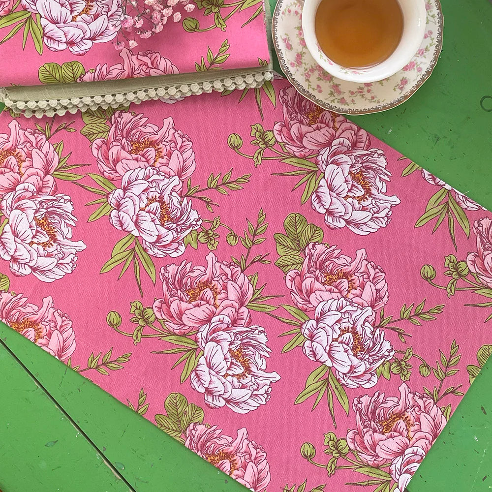 ROSE TABLE LINEN