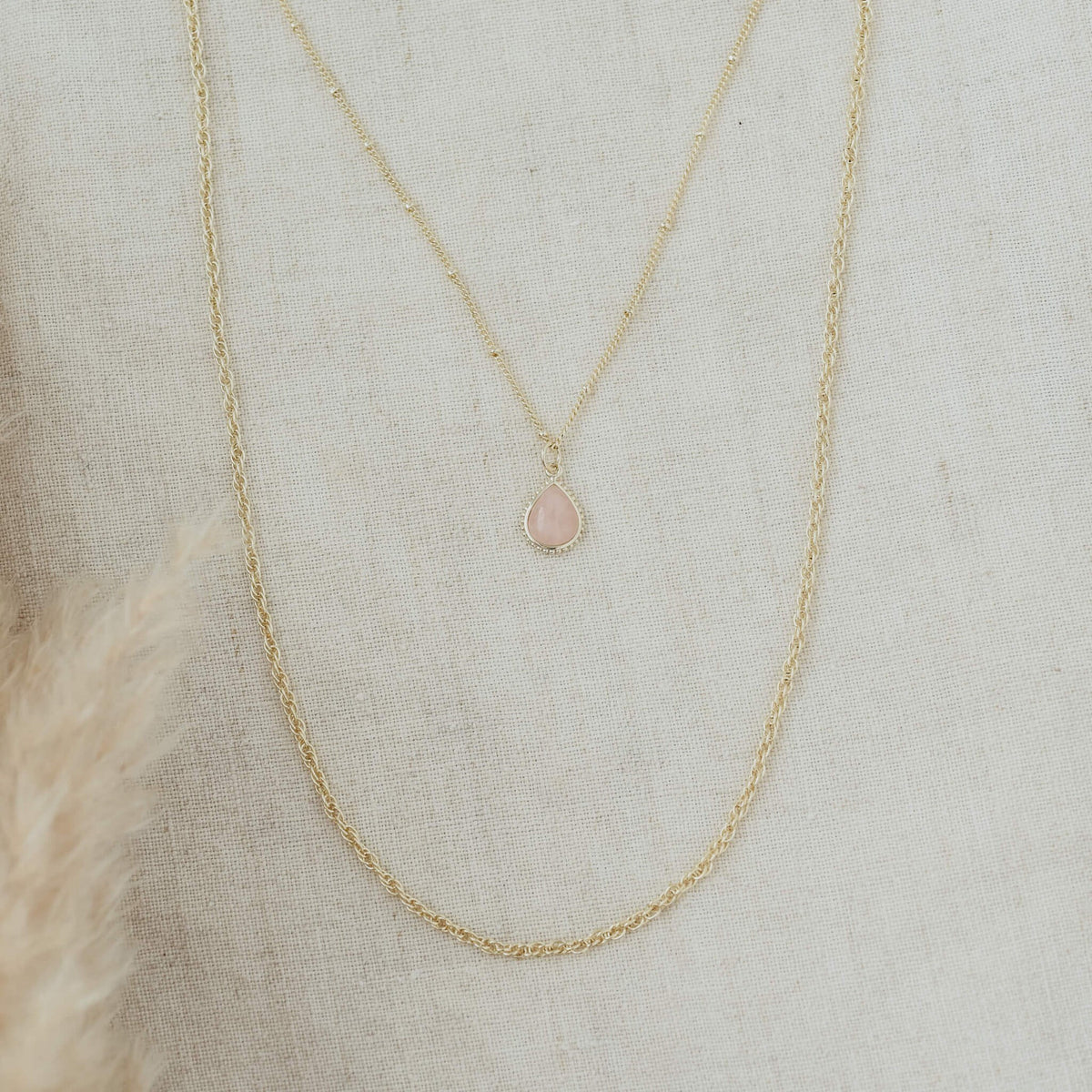 PARIS DROP NECKLACE - GOLD/ROSE QUARTZ