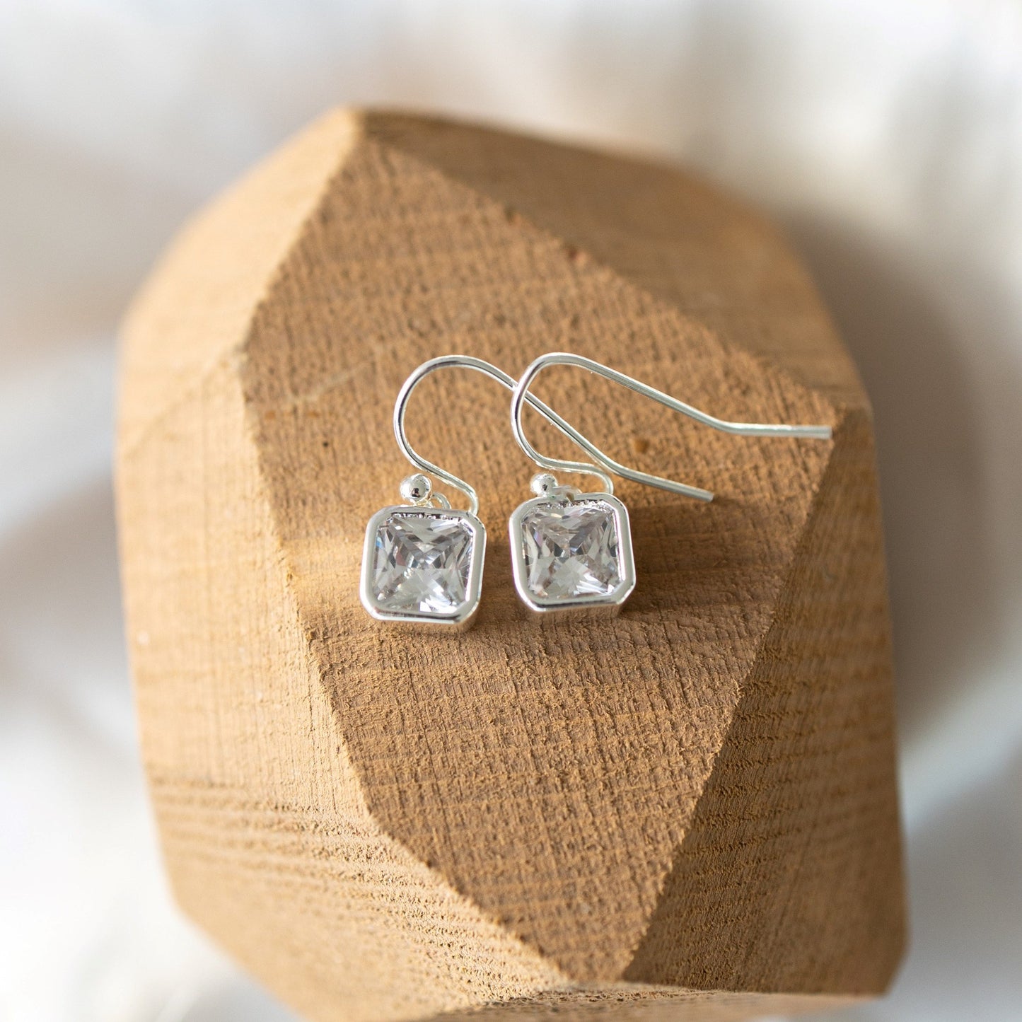 RADIANCE EARRING