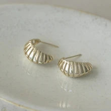 RELIC HOOPS