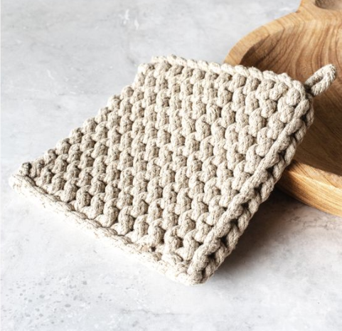 KNIT POT HOLDER