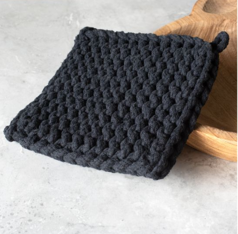 KNIT POT HOLDER