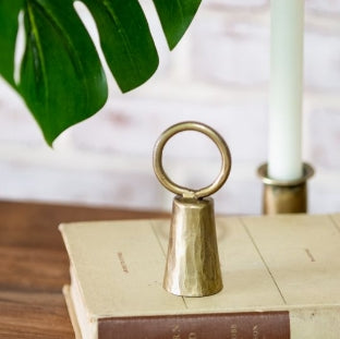 ANTIQUE BRASS CANDLE SNUFFER