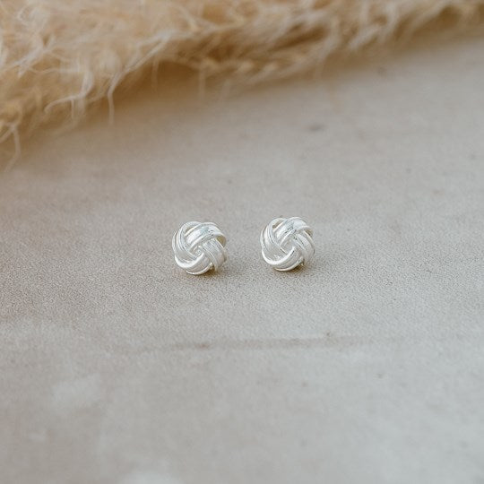 TANGLE STUDS