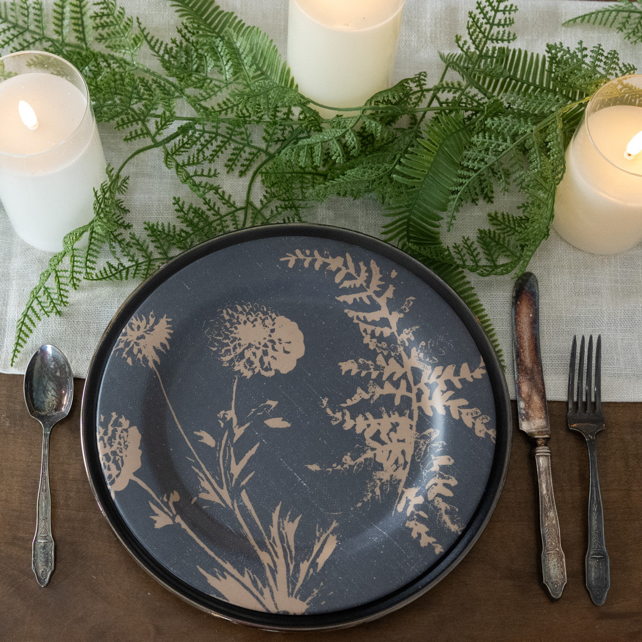 BLACK BOTANICAL MELAMINE PLATE