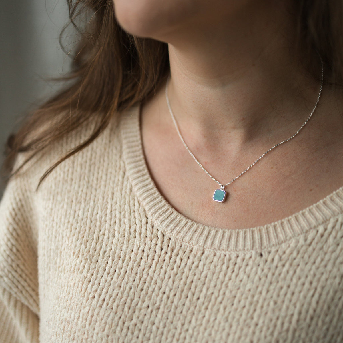FLORENCE SQUARE NECKLACE