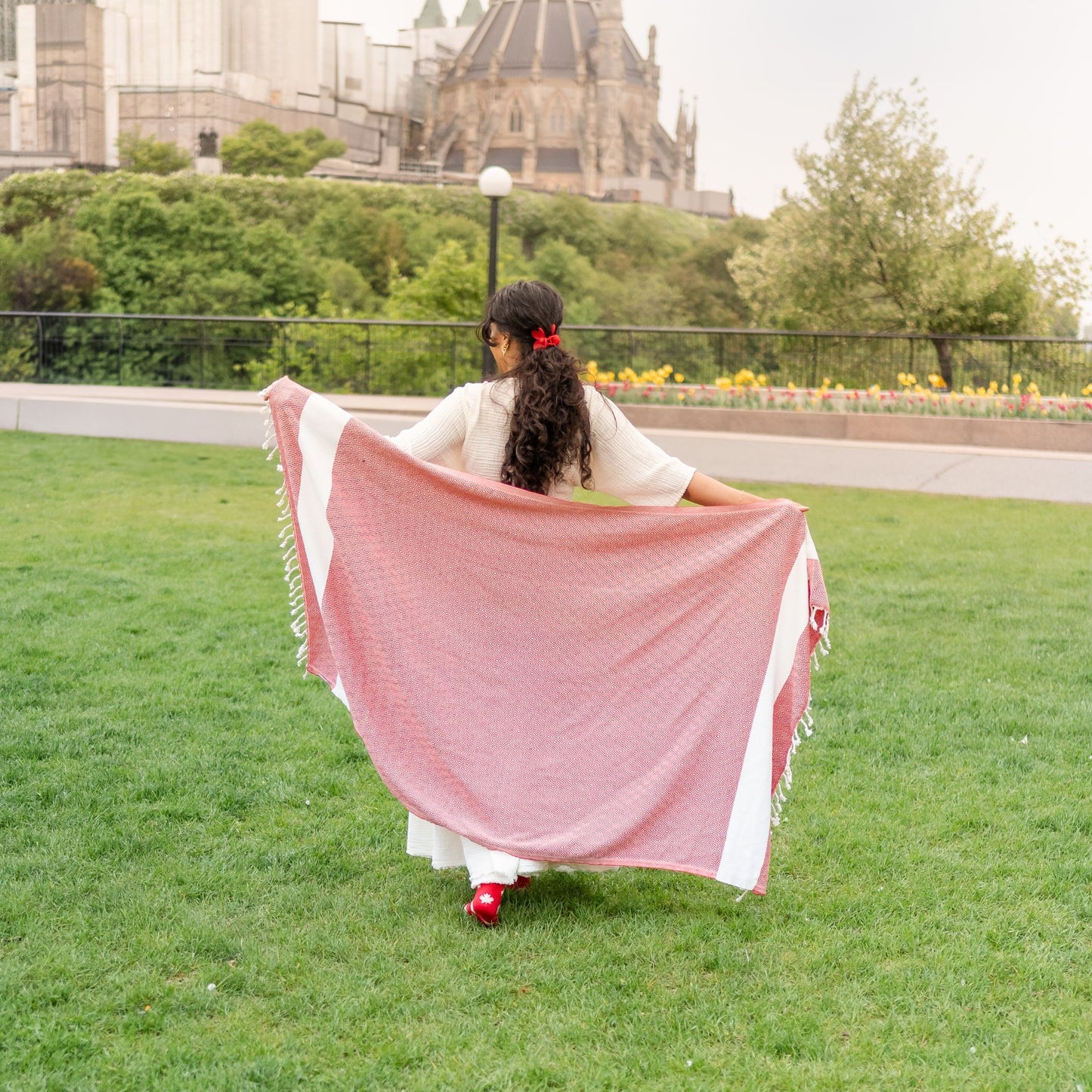 TOWEL - DIAMOND RED