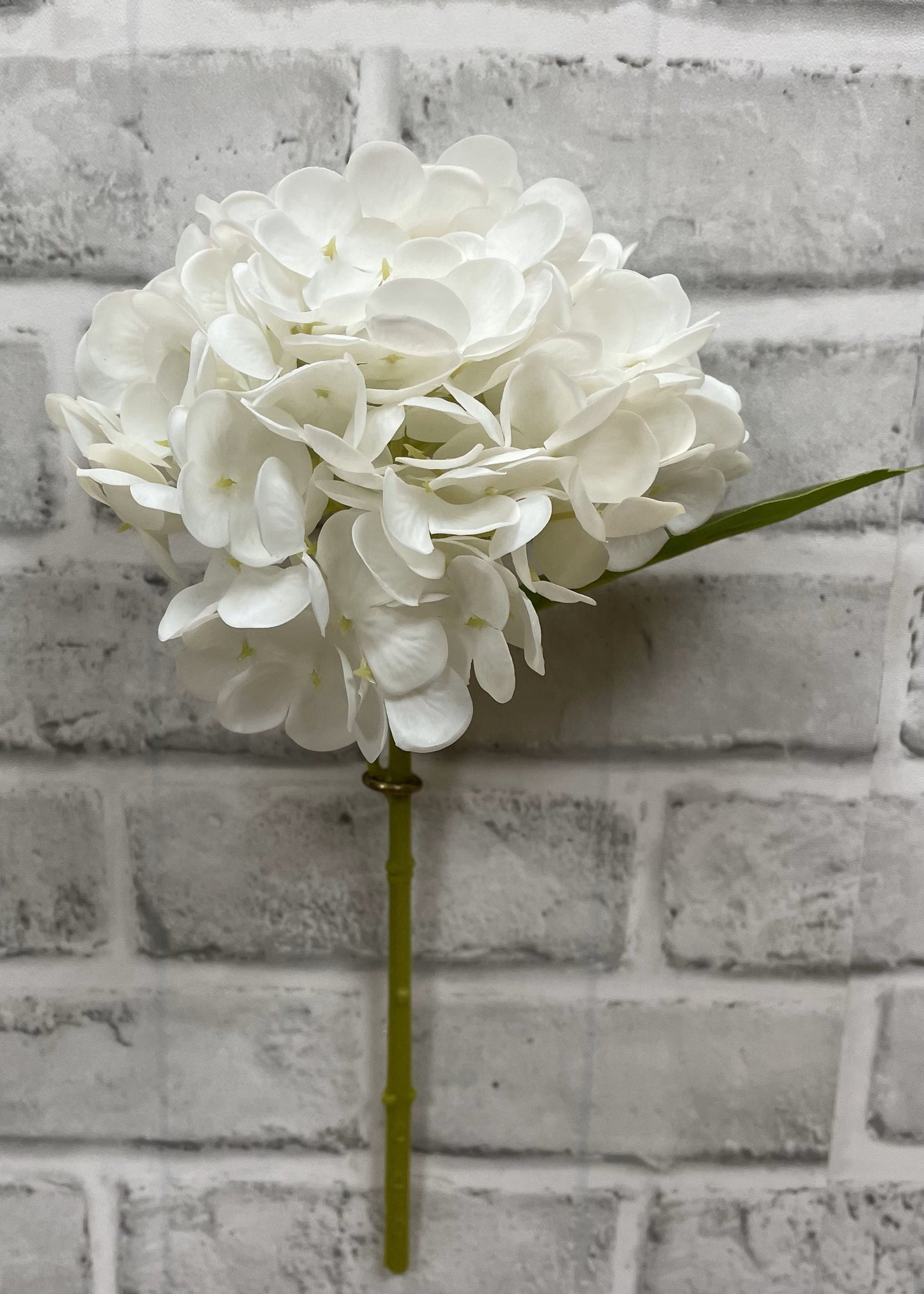 FRESH TOUCH HYDRANGEA STEM 12"