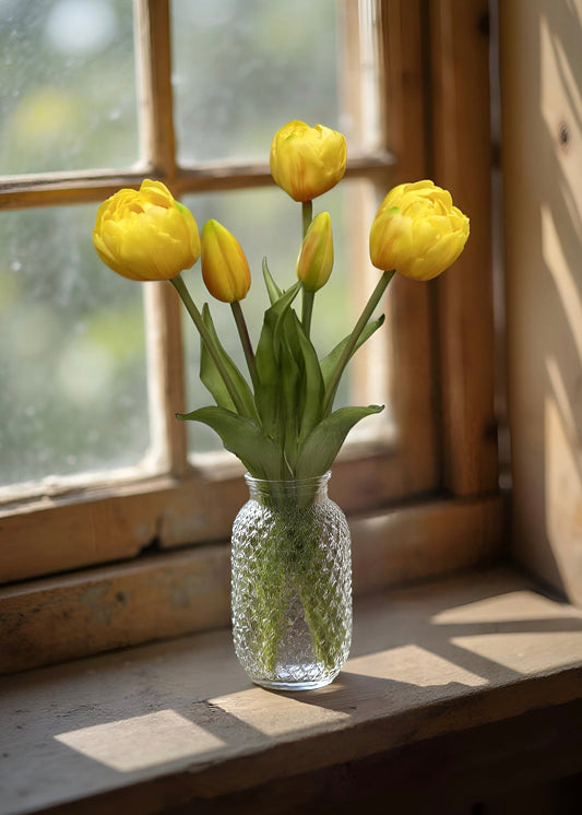 15" YELLOW FRESH TOUCH PEONY TULIP BUNDLE