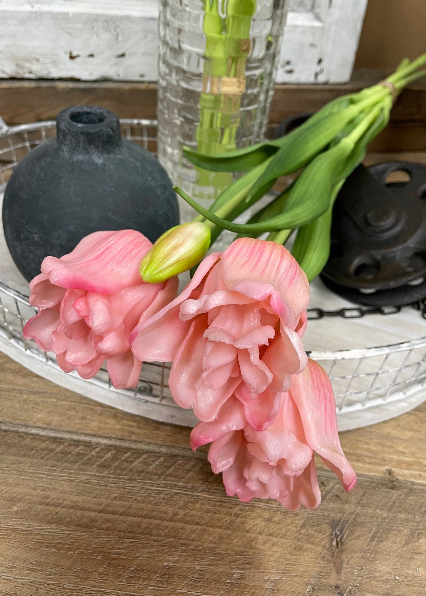 PINK RUFFLED TULIP BUNDLE 18"