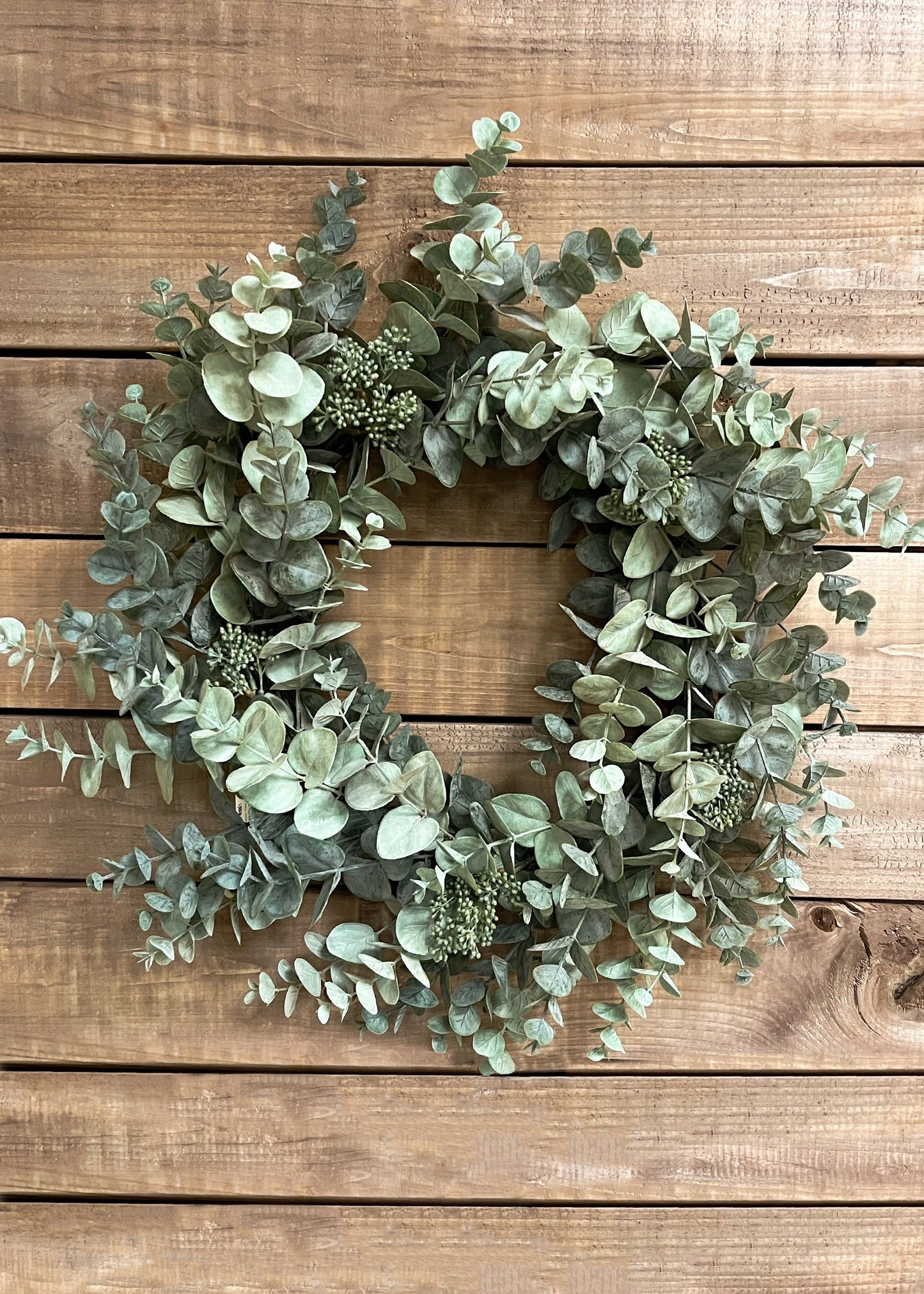 SAGE GREEN SEEDED EUCALYPTUS WREATH
