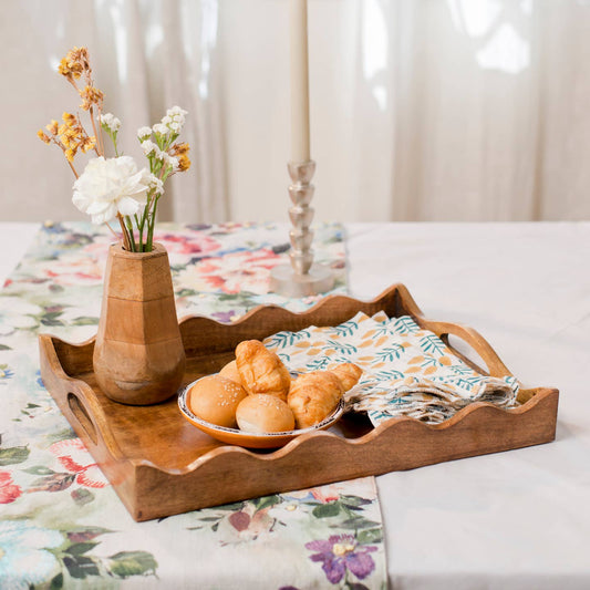 HANDCRAFTED SCALLOPED MANGO WOOD TRAY