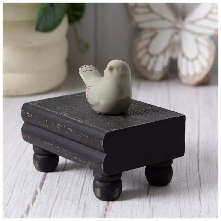 SMALL DISTRESSED CERAMIC BIRD