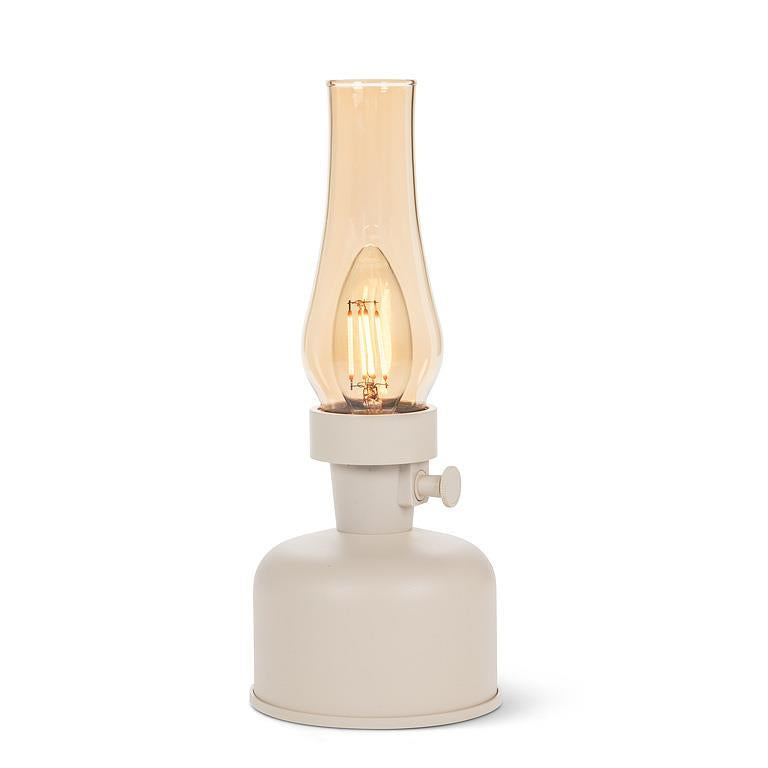 LED LANTERN W/ CHIMNEY