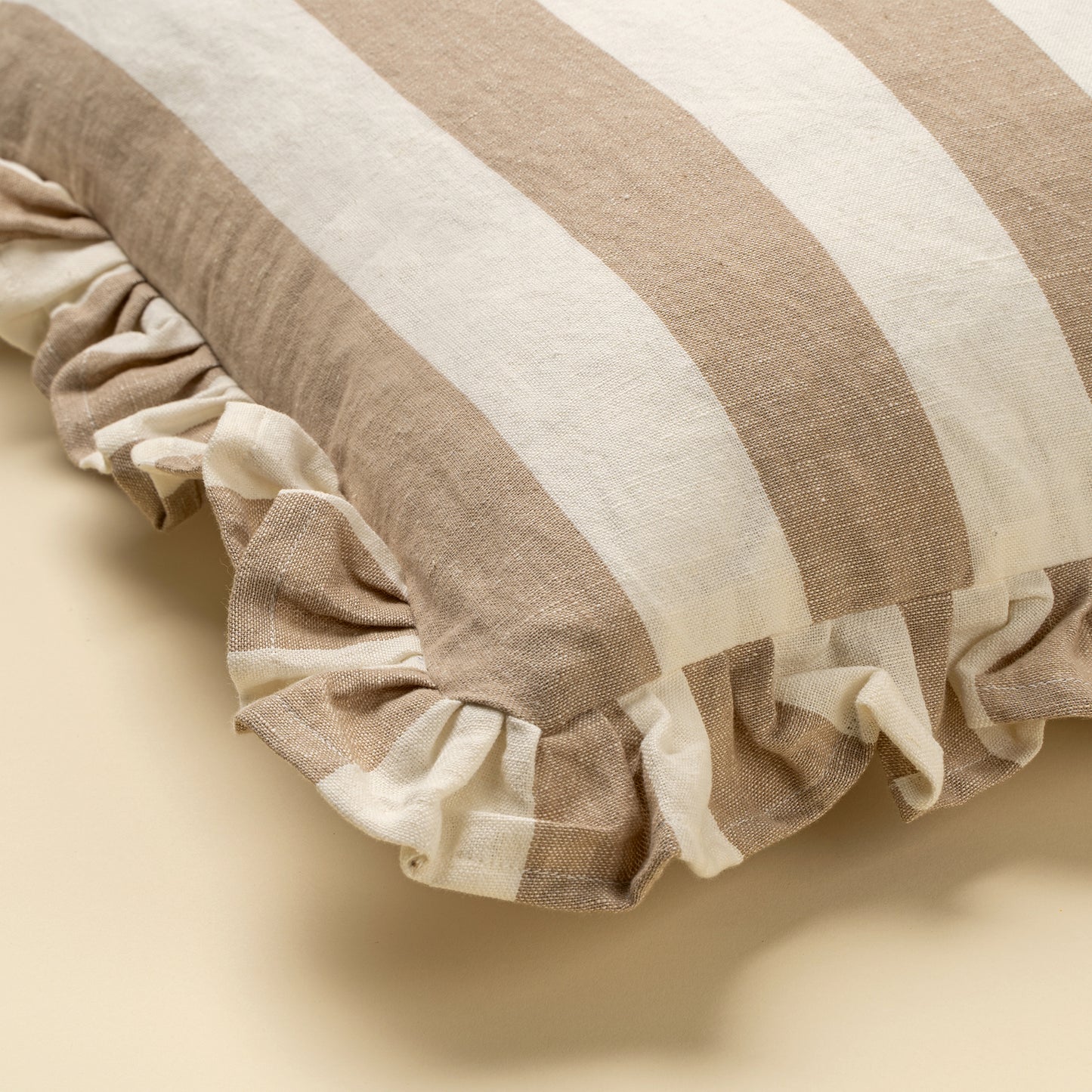 BEIGE RUFFLE THICK STRIPE PILLOW