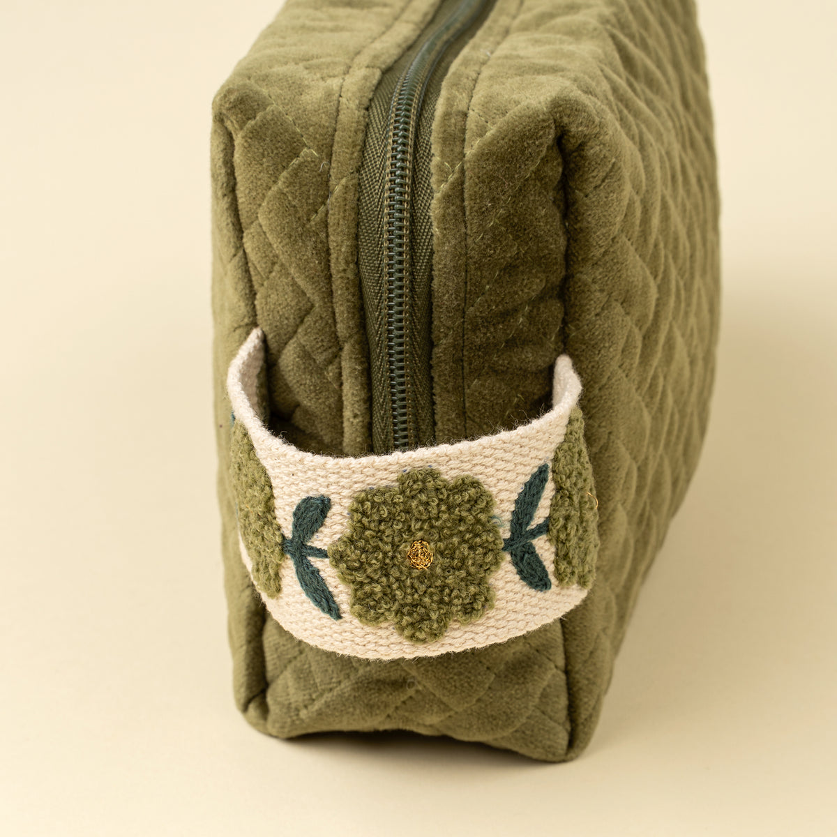 ROSETTE VELVET VANITY POUCH