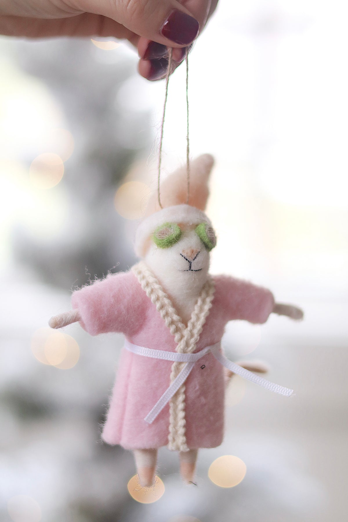 SPA DAY MOUSE ORNAMENT
