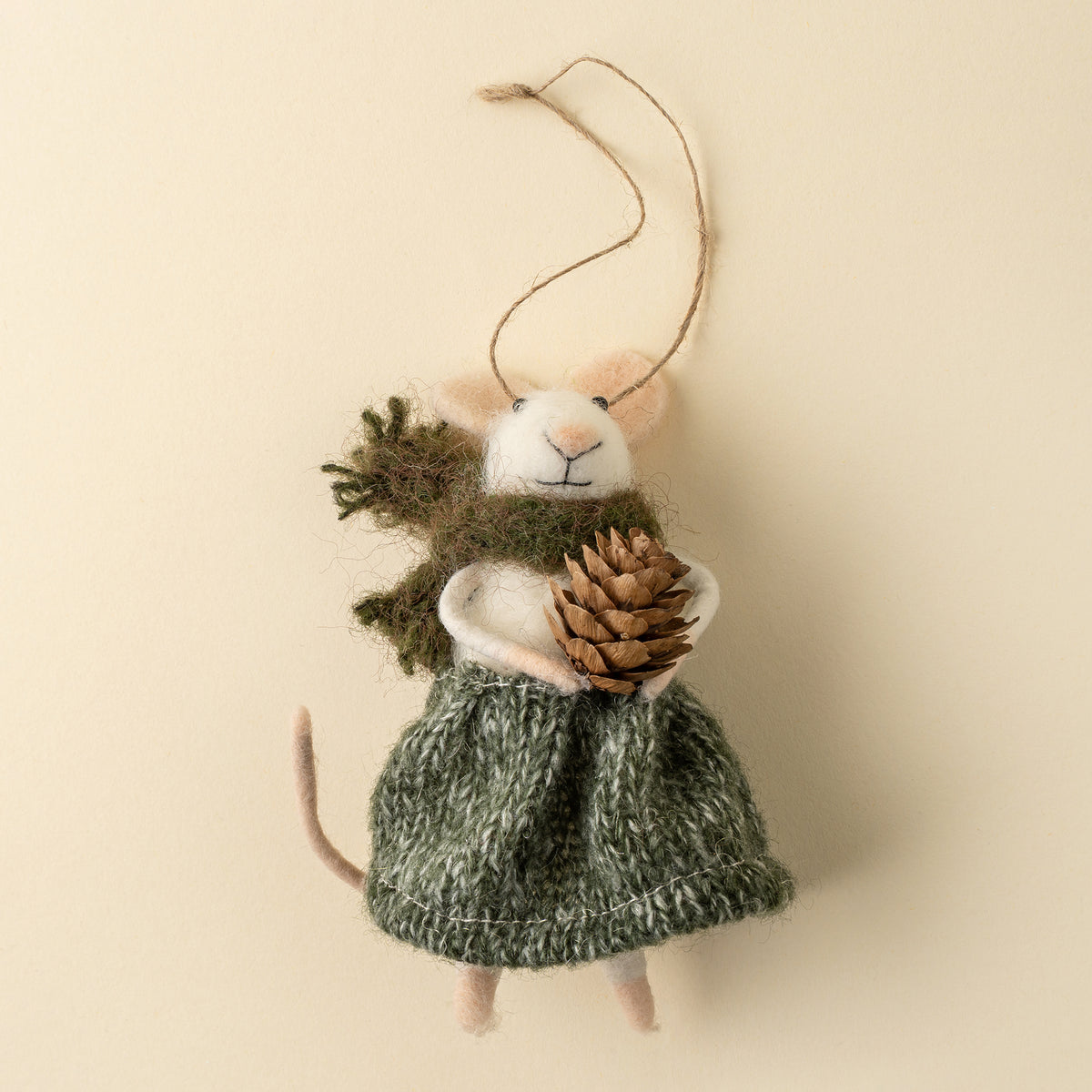 PINECONE PATRICE MOUSE ORNAMENT