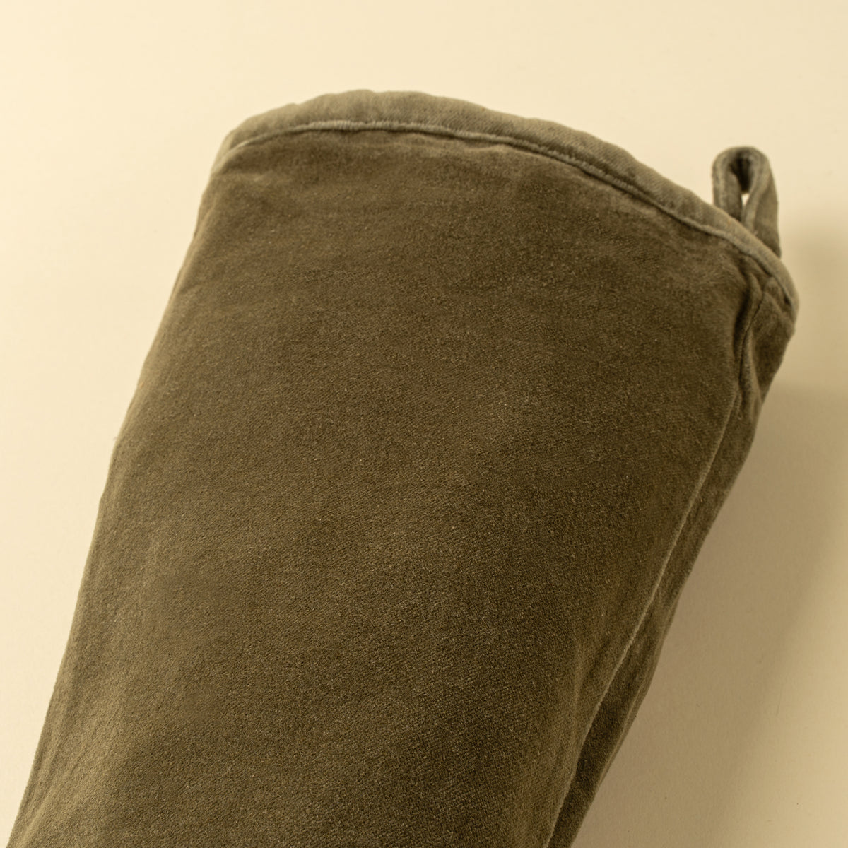 VERA VELVET STOCKING - OLIVE