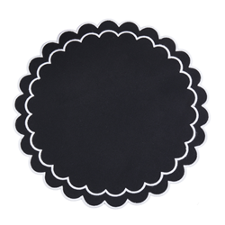 SCALLOPED PLACEMATS