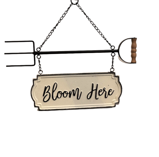 BLOOM HERE METAL HANGER