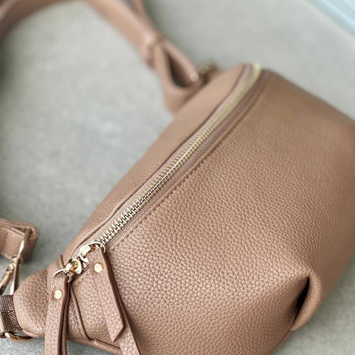 TAN OVERSIZE CROSSBODY BAG