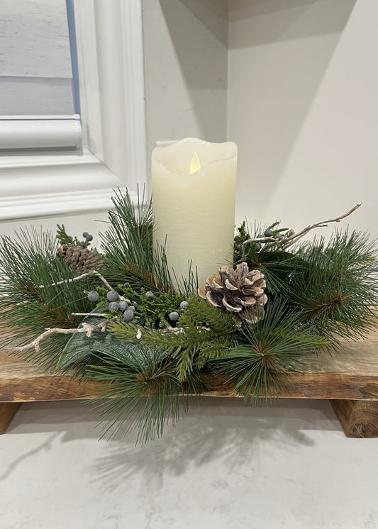 NORFOLK PINE, BERRIES & PINECONE CANDLE RING