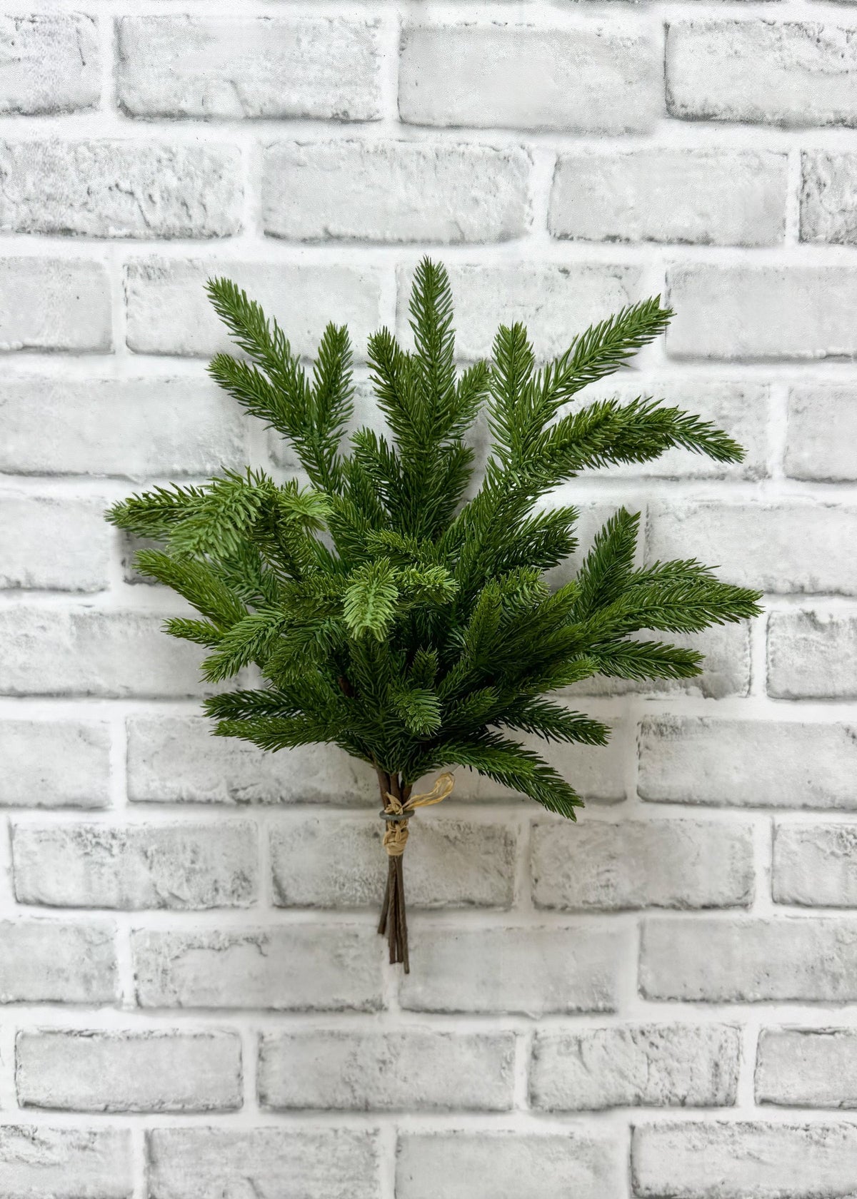 FRESH TOUCH SPRUCE BUNDLE 15"