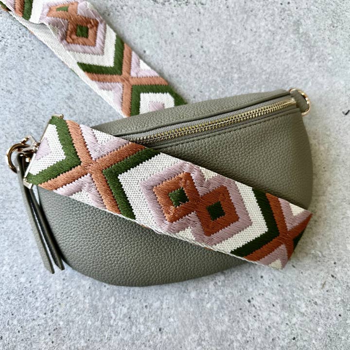 GREEN CROSSBODY BAG - VEGAN LEATHER