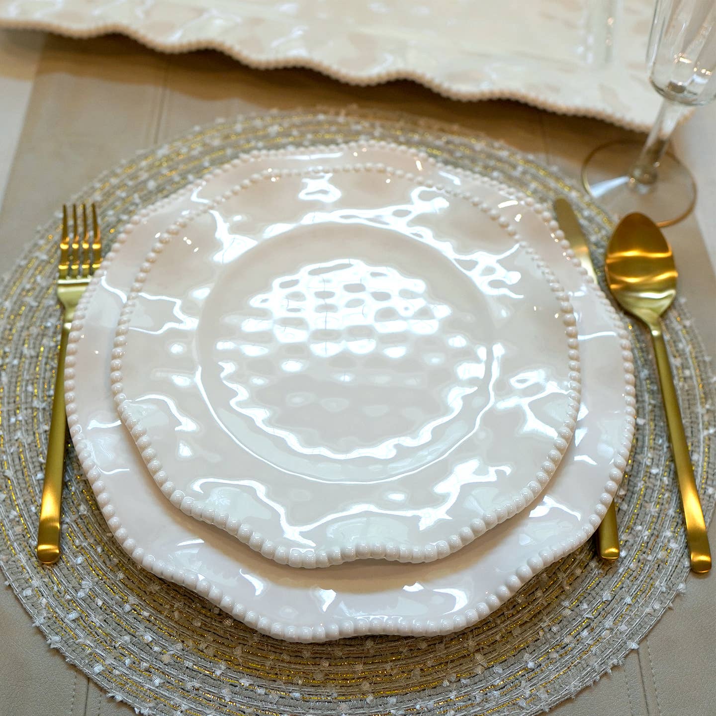 CREAM MELAMINE SALAD PLATE
