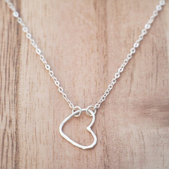AMORE NECKLACE