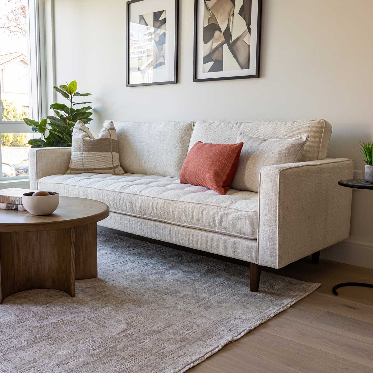 FINNIGAN SOFA