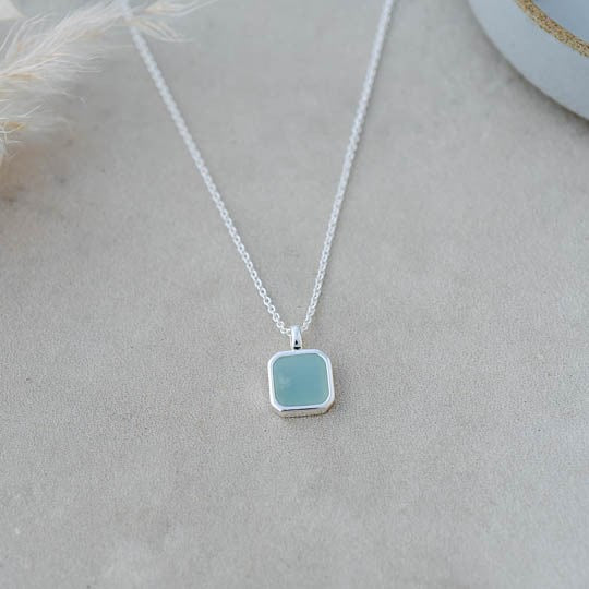 FLORENCE SQUARE NECKLACE