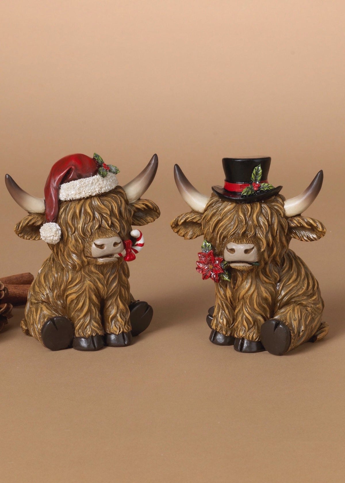 RESIN HOLIDAY COW