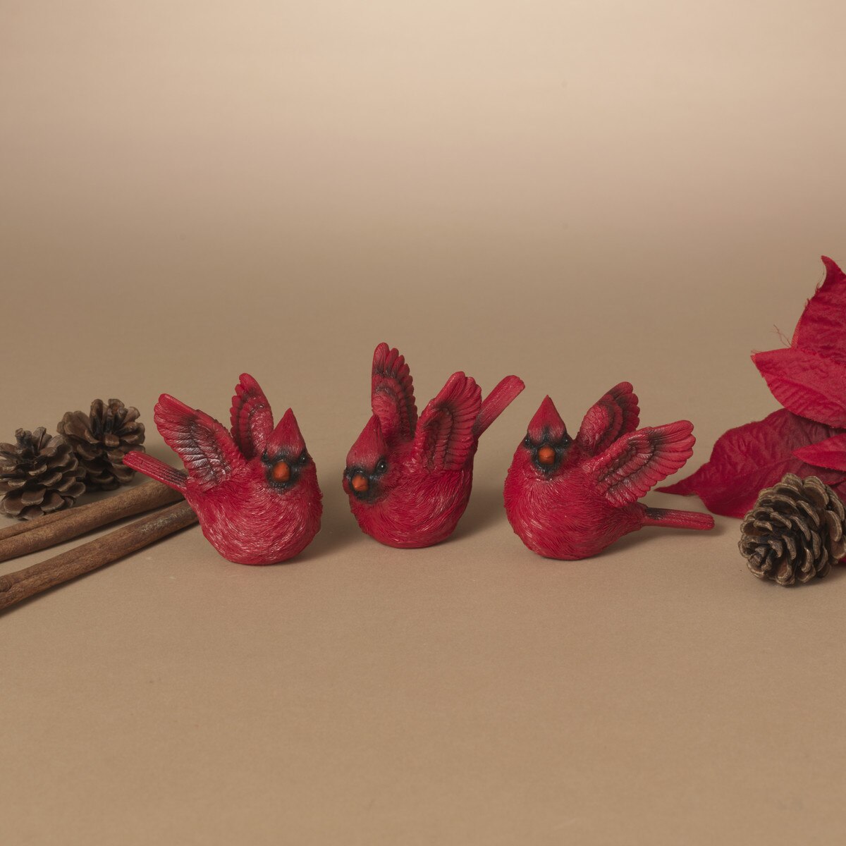 RESIN HOLIDAY CARDINAL